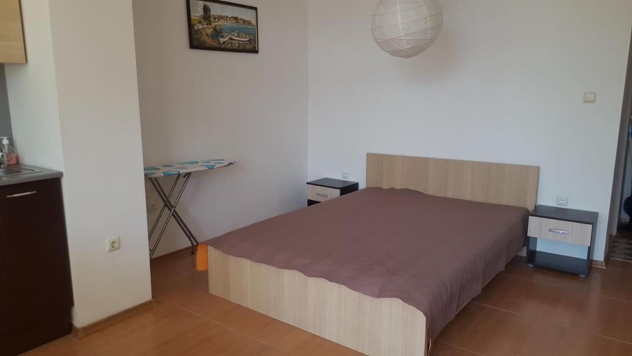 Grand Kameliq Apartment Pantai Sunny Bagian luar foto